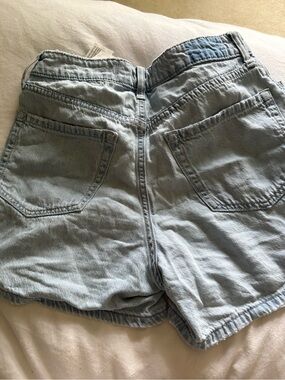 Hollister Light Wash High-Rise Denim Shorts